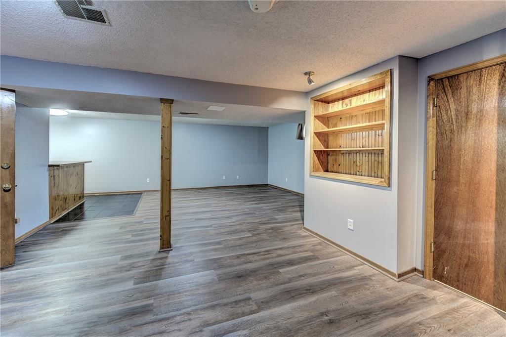 1231 NE DEERBROOK Circle — photo 24
