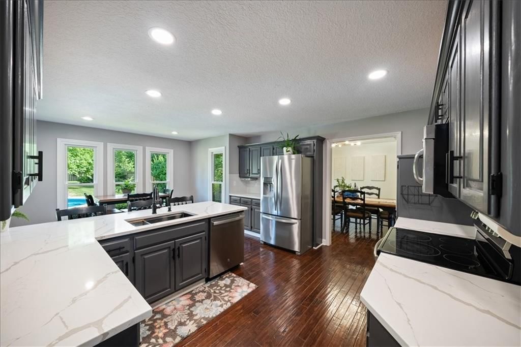 502 Sugarland Drive — photo 7