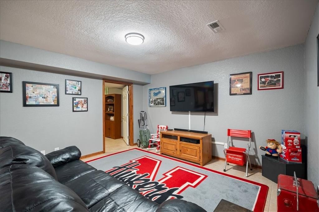 502 Sugarland Drive — photo 15