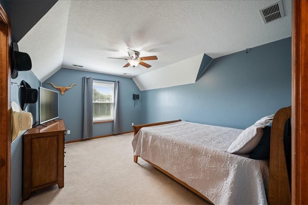 502 Sugarland Drive — photo 18