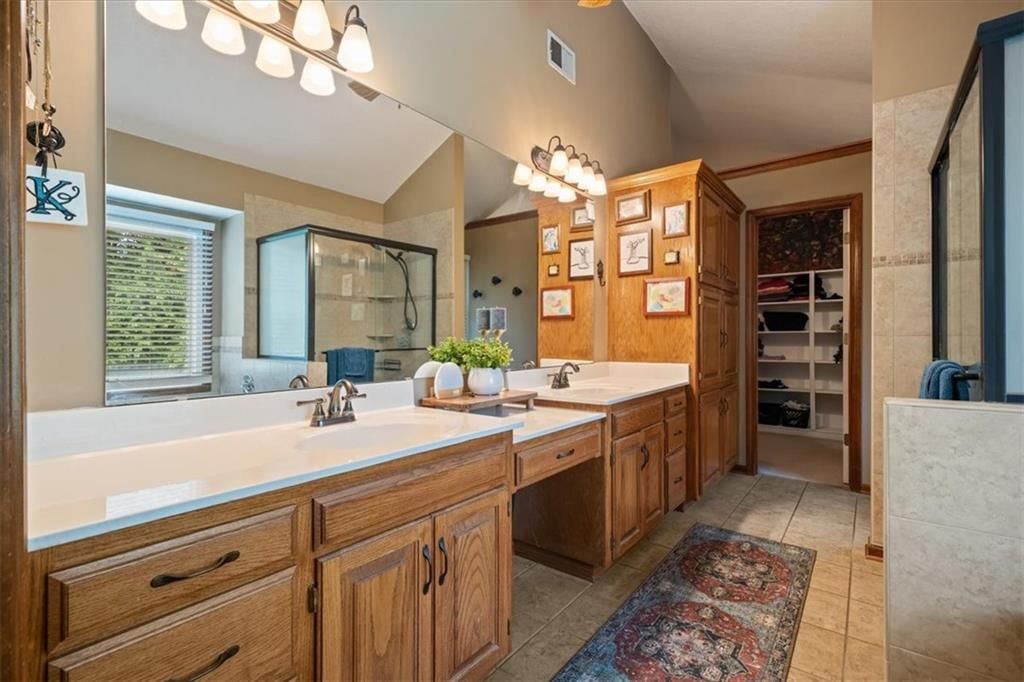 502 Sugarland Drive — photo 27