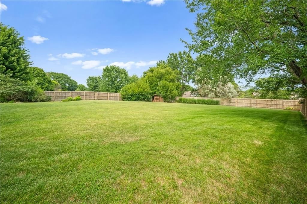 502 Sugarland Drive — photo 37