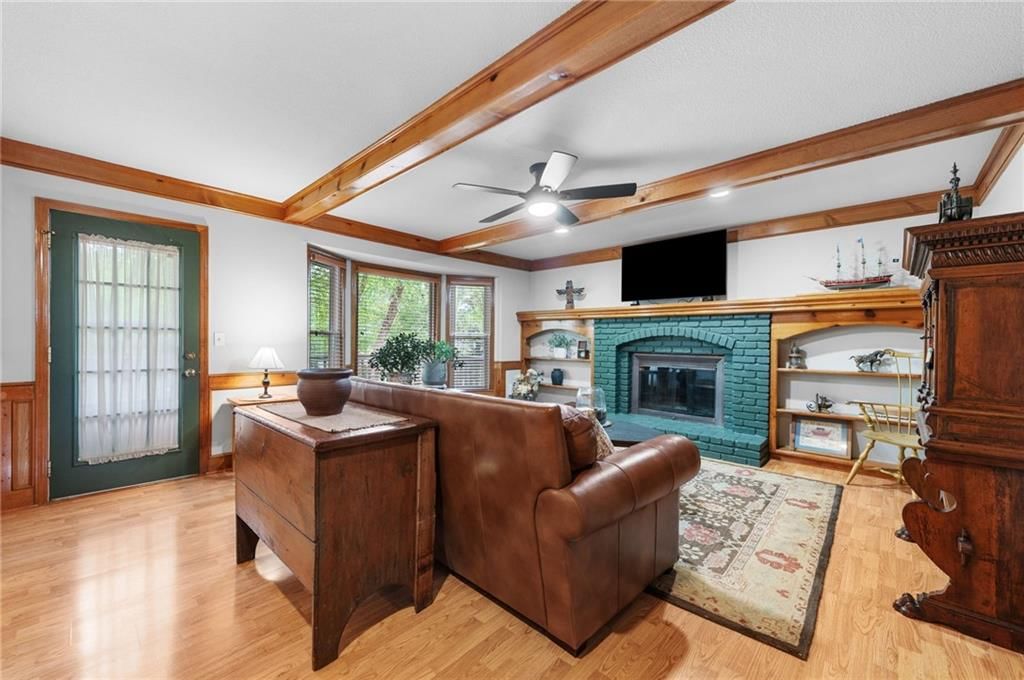 8448 Constance Street — photo 2