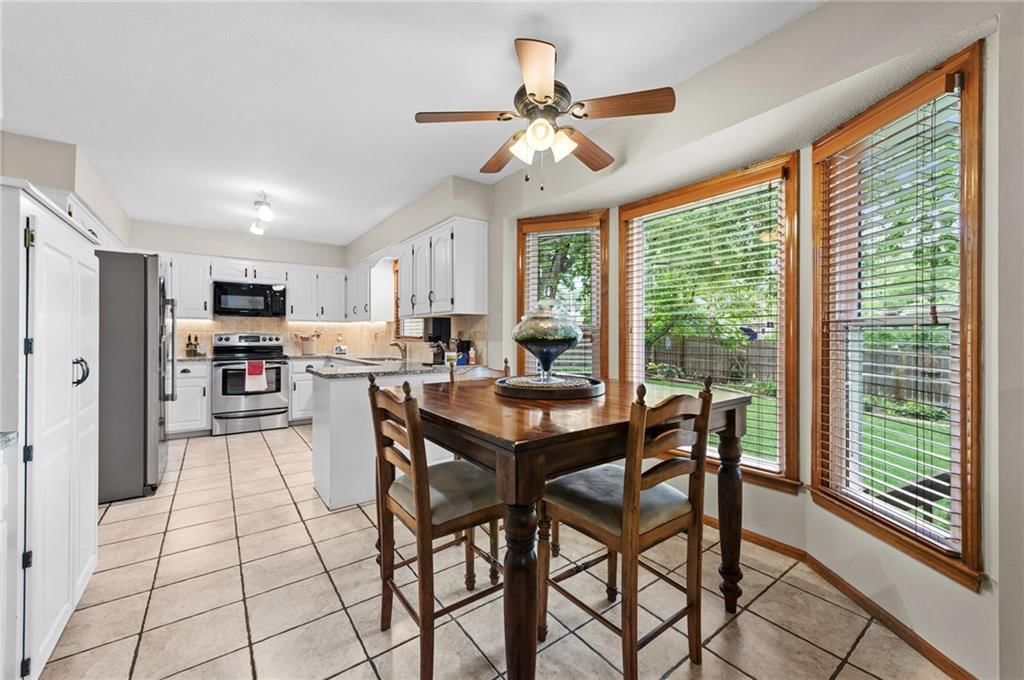 8448 Constance Street — photo 3