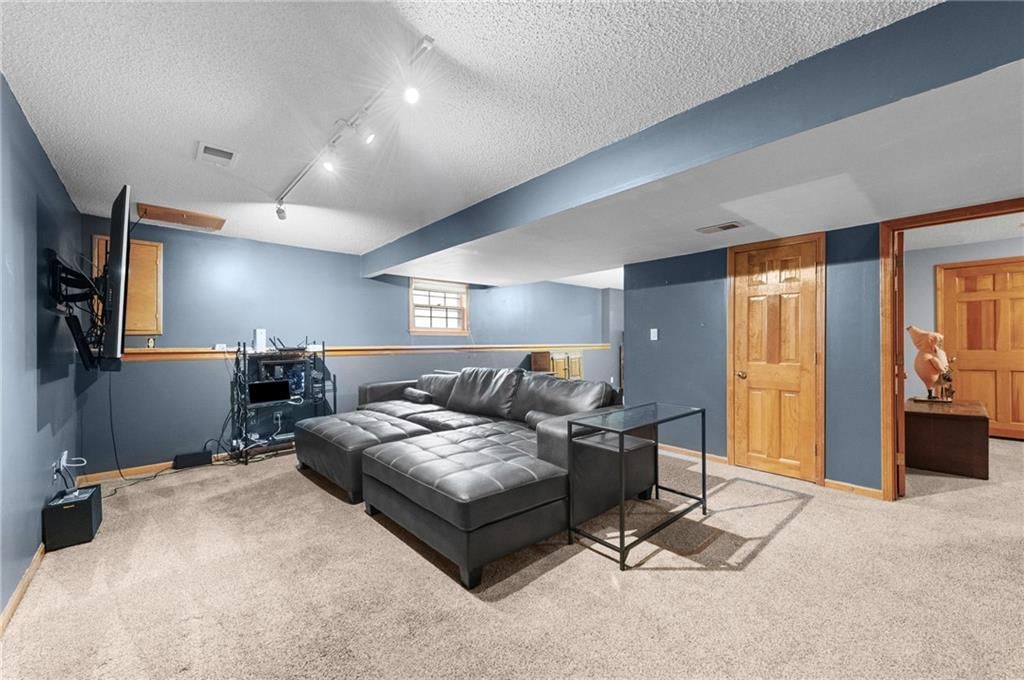 8448 Constance Street — photo 7
