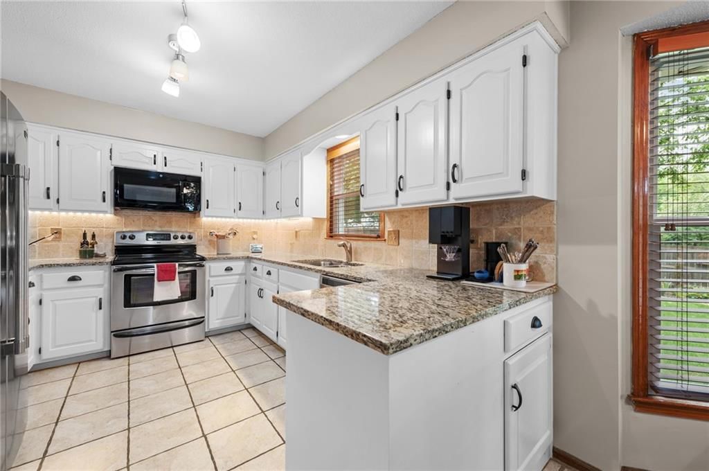 8448 Constance Street — photo 16
