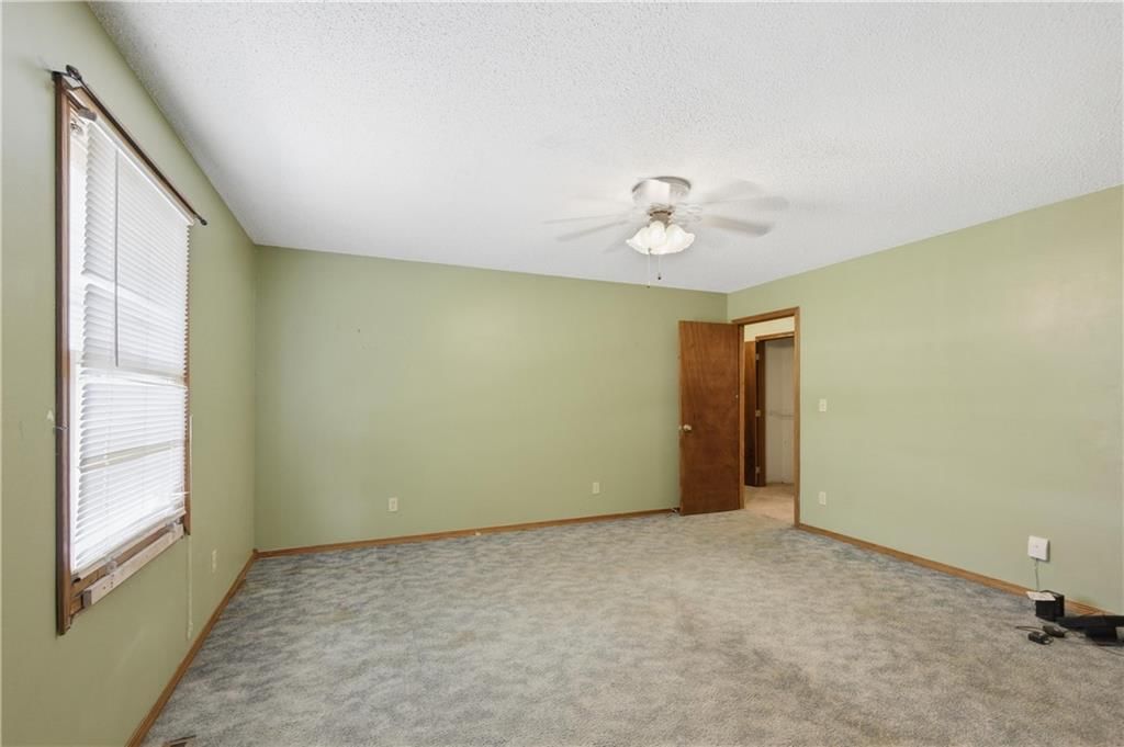 2710 N Michigan Street — photo 20