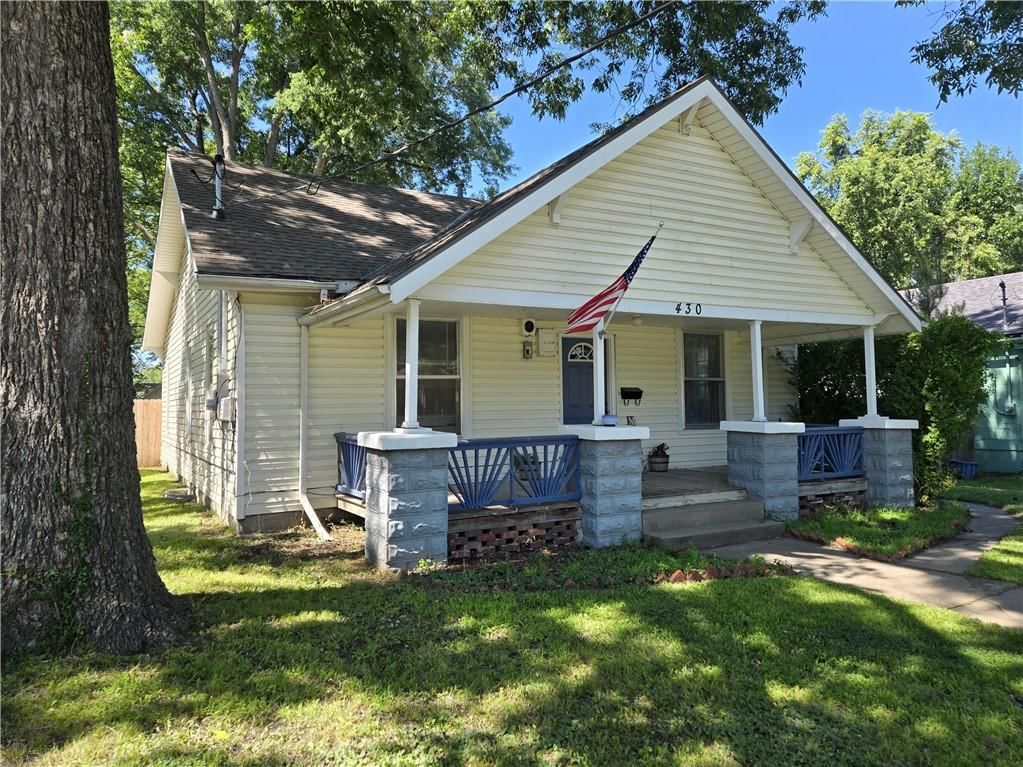 430 Walnut Avenue — photo 2