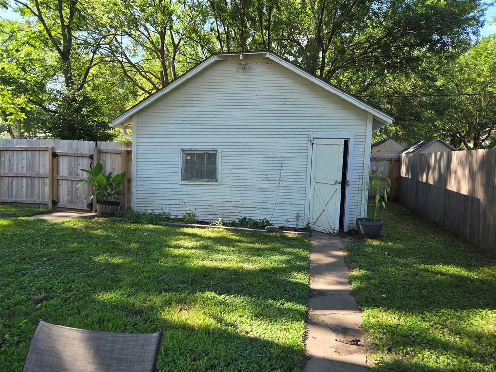 430 Walnut Avenue — photo 51
