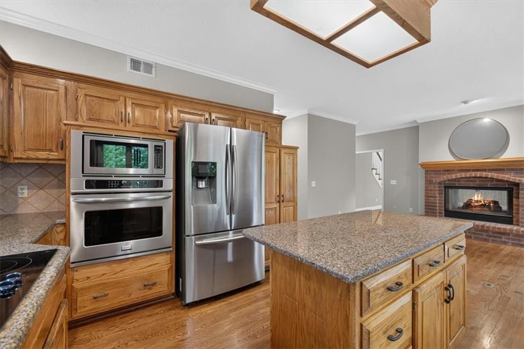 2216 SW Waterfall Drive — photo 10