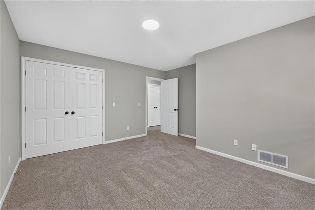 2216 SW Waterfall Drive — photo 30