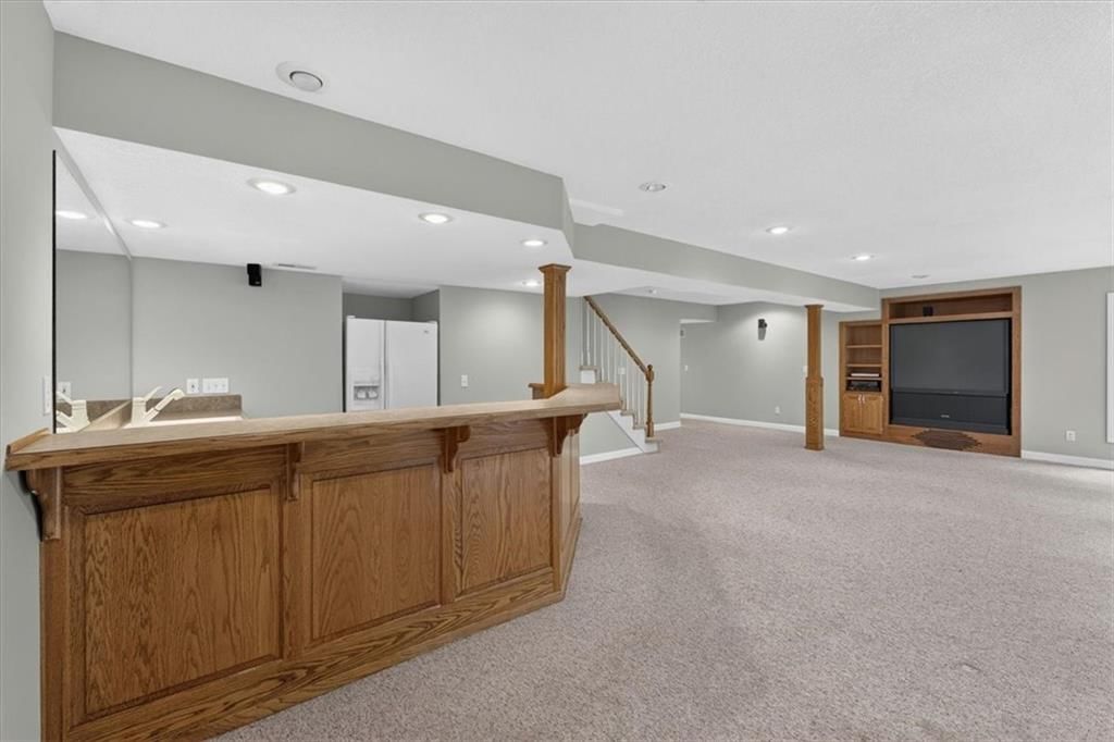 2216 SW Waterfall Drive — photo 38