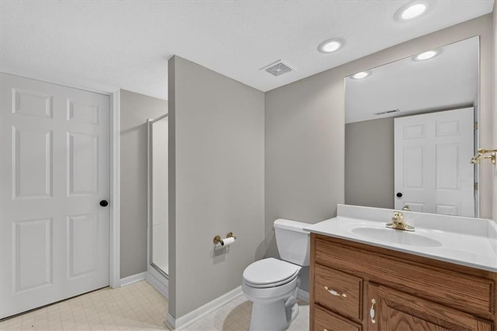 2216 SW Waterfall Drive — photo 40