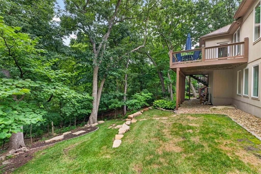 2216 SW Waterfall Drive — photo 43