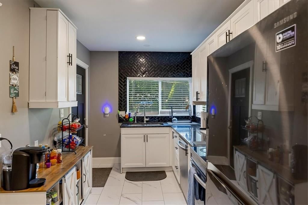 4214 E 68th Street — photo 10