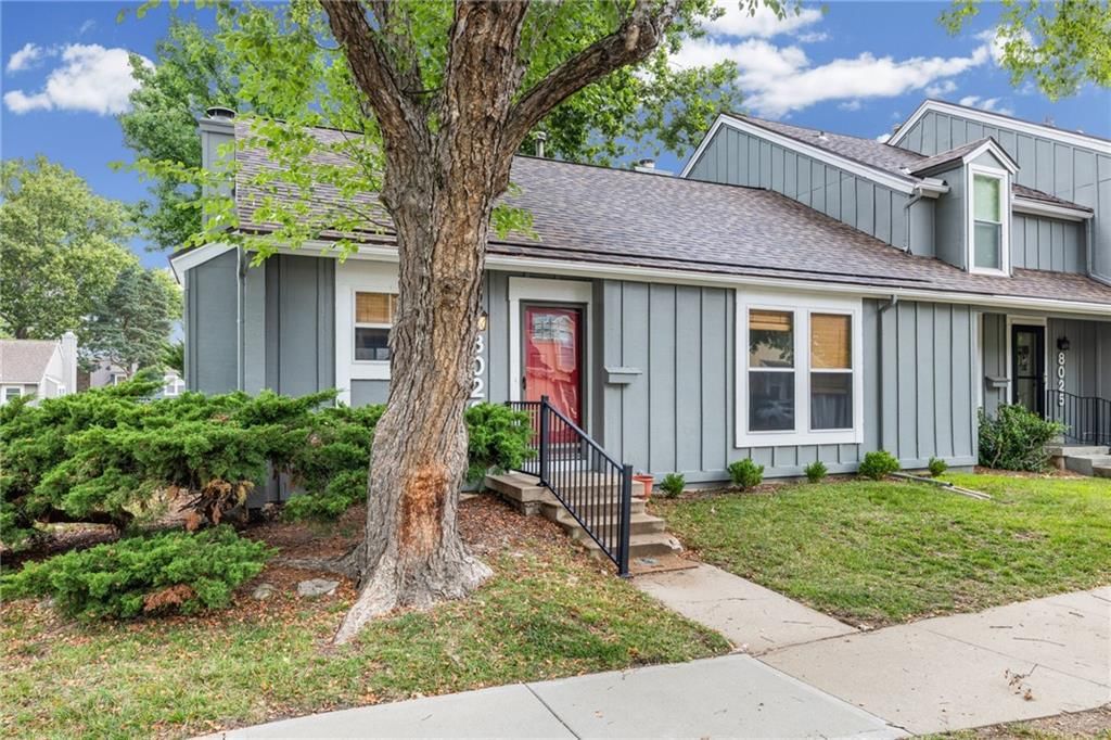 8023 Halsey Street — photo 2