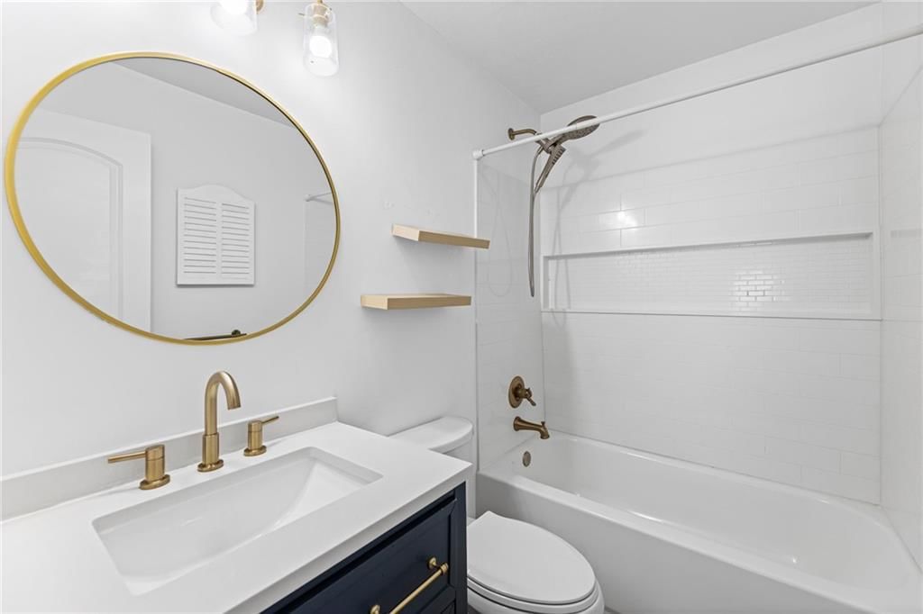 8023 Halsey Street — photo 14