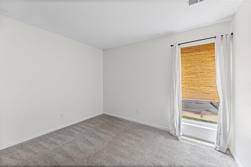 8023 Halsey Street — photo 15
