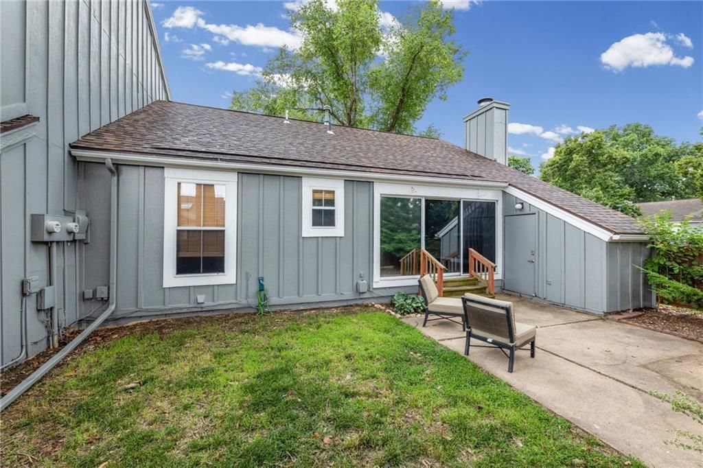 8023 Halsey Street — photo 24