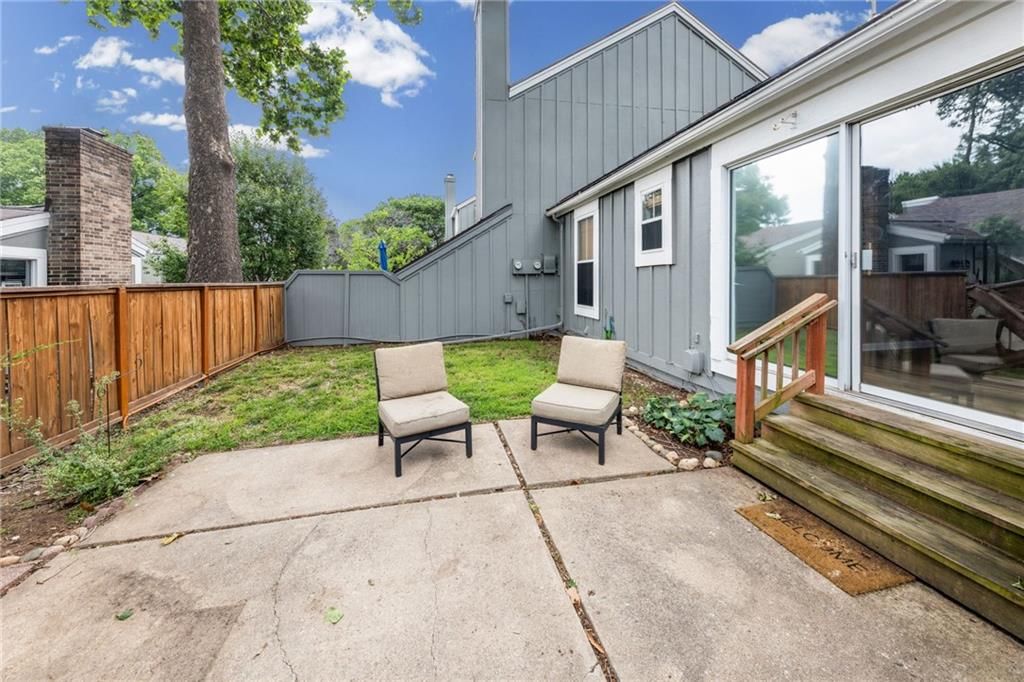 8023 Halsey Street — photo 25