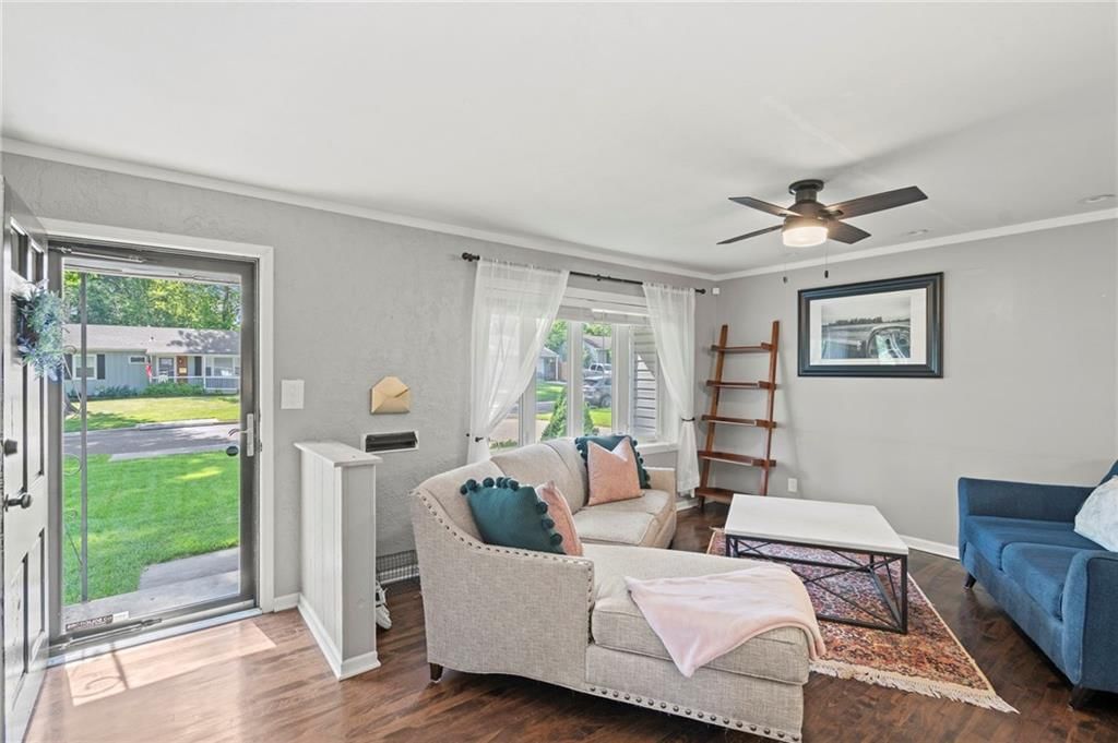 7333 W Maple Street — photo 4