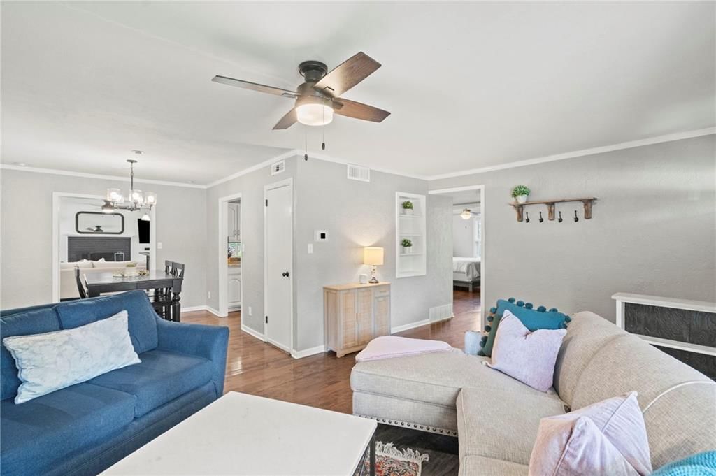7333 W Maple Street — photo 6