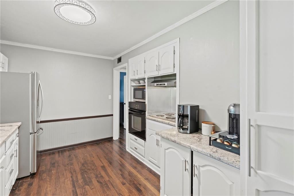 7333 W Maple Street — photo 10