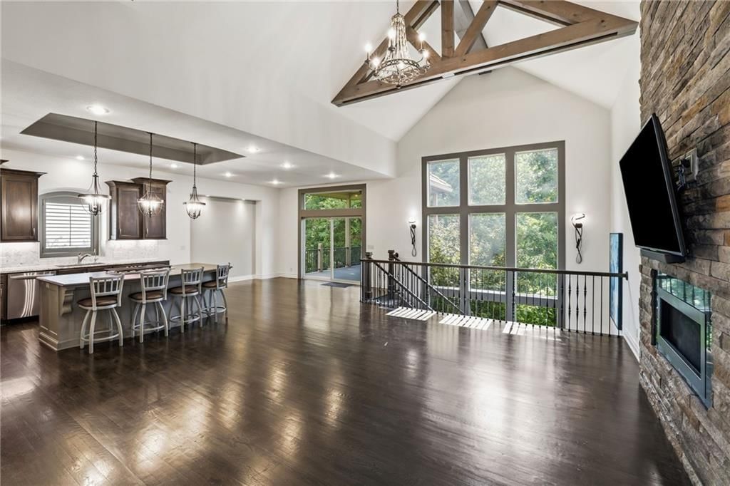 6119 Southlake Drive — photo 5