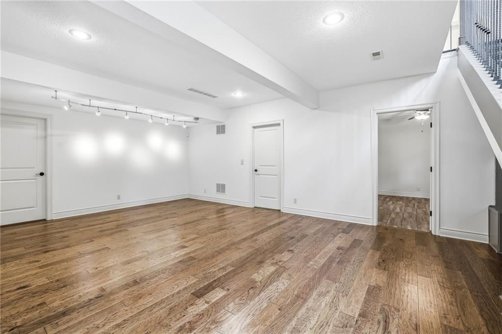 6119 Southlake Drive — photo 58