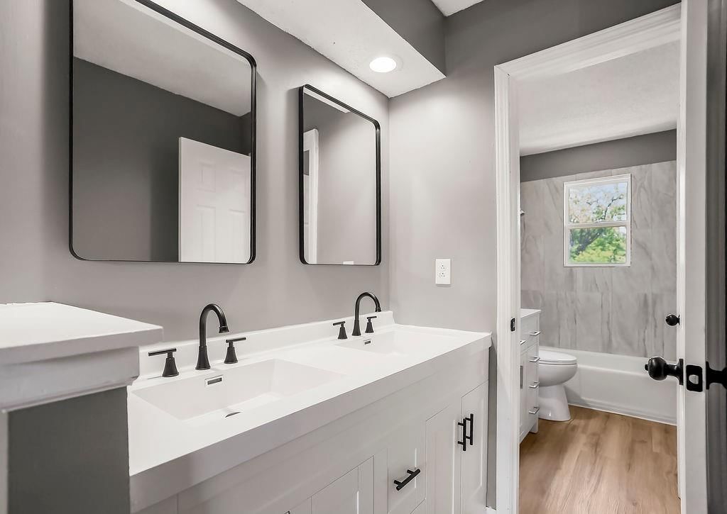 813 Lakeview Drive — photo 14