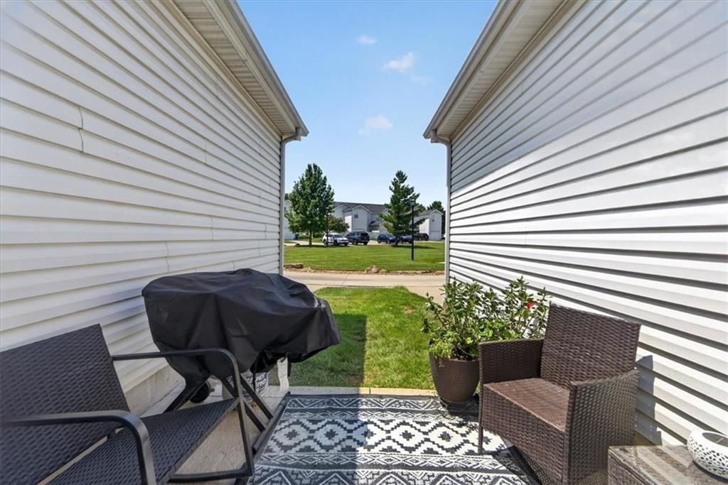3482 SW Wysteria Terrace — photo 13