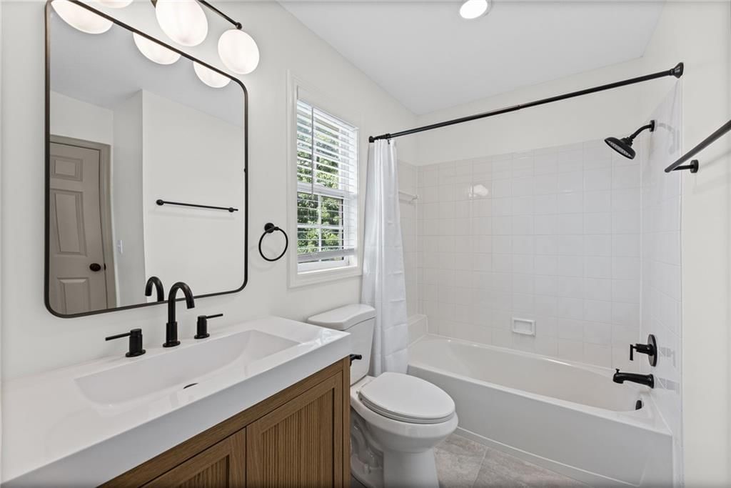 21470 W 122nd Street — photo 33