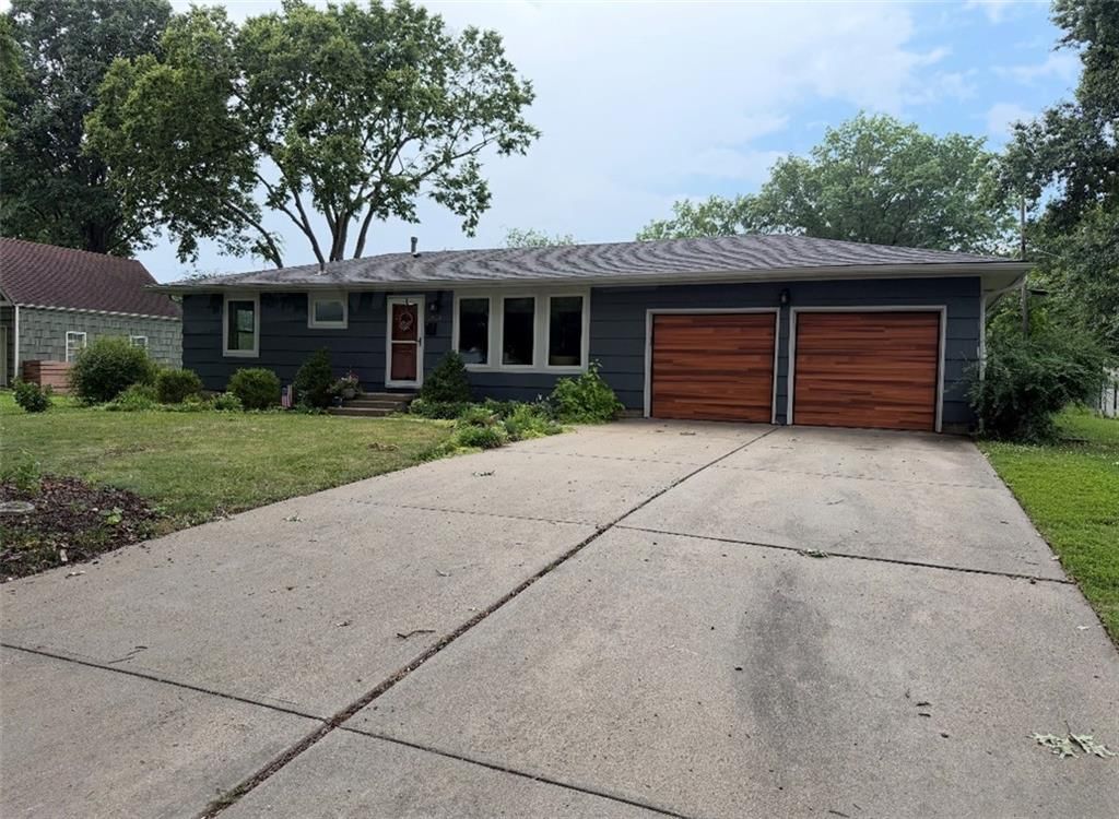 5136 Reeds Road — photo 1