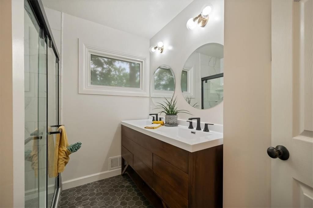5136 Reeds Road — photo 14