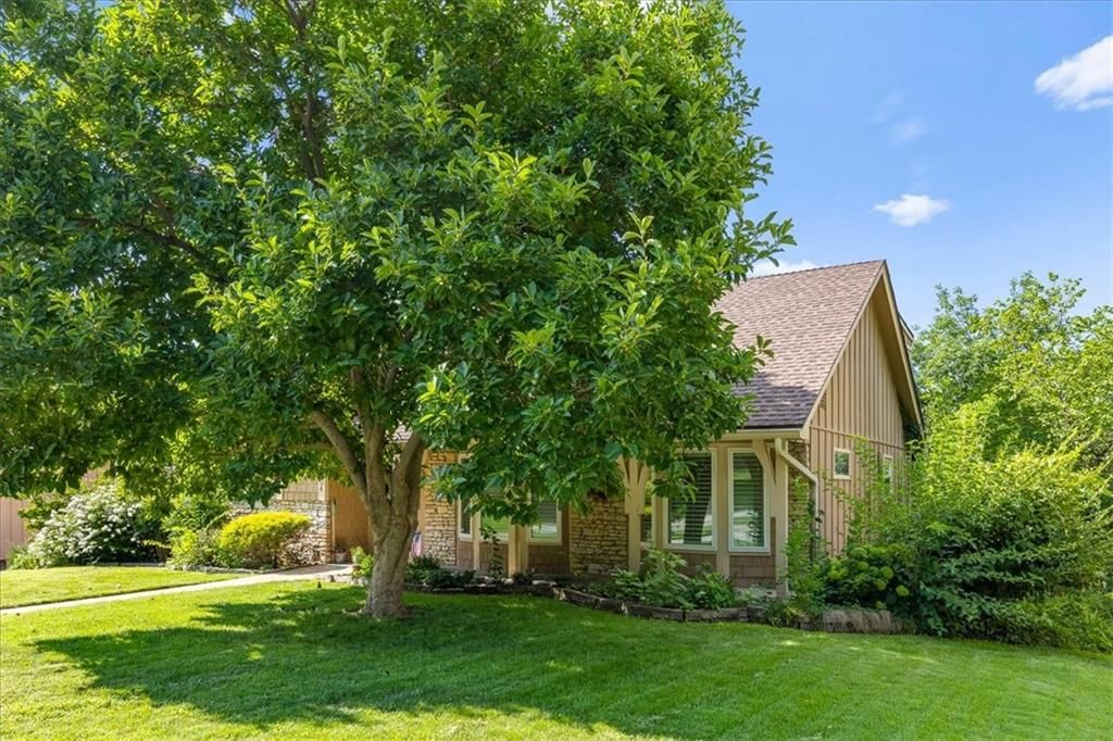 804 Tam O Shanter Drive — photo 3