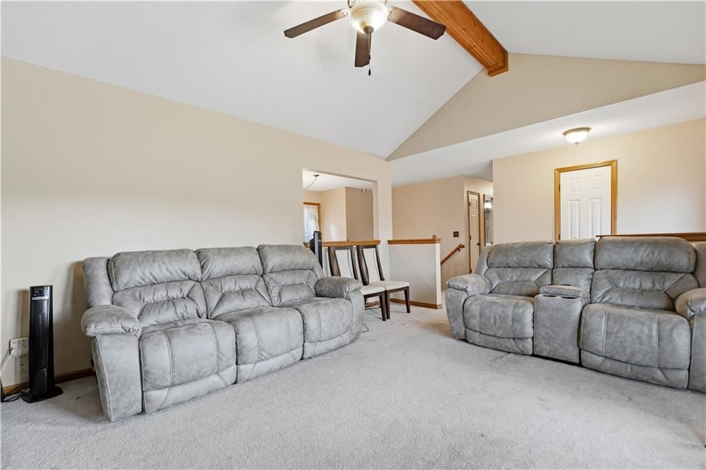 2136 SW Sterling Drive — photo 6