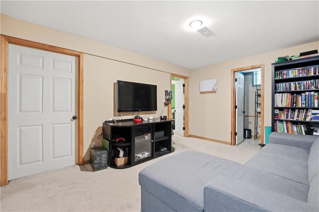 2136 SW Sterling Drive — photo 20