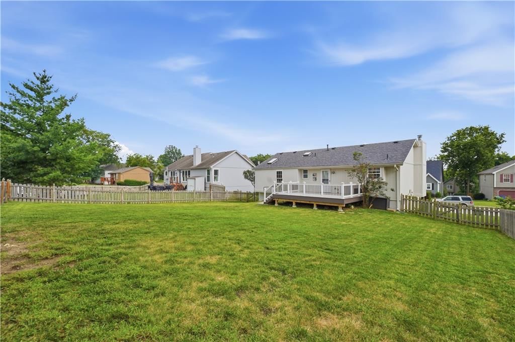 2136 SW Sterling Drive — photo 29