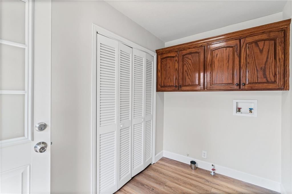 1101 Wellington Street — photo 18
