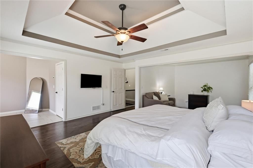 5308 W 140th Street — photo 24