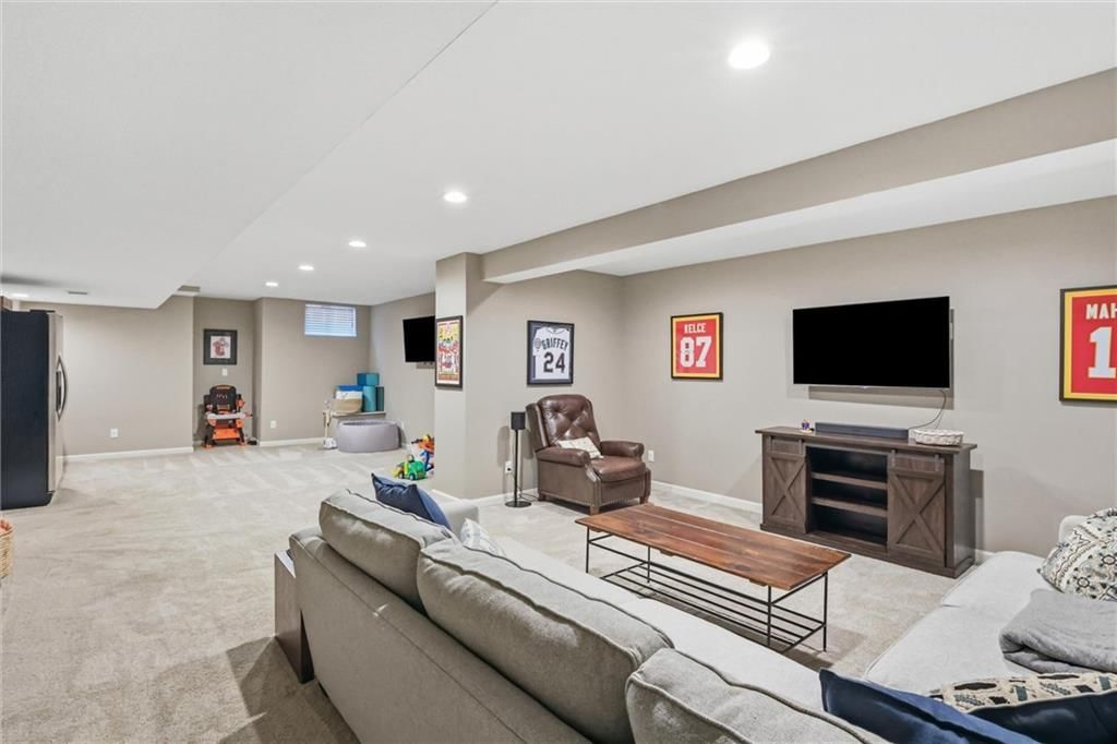 5308 W 140th Street — photo 35