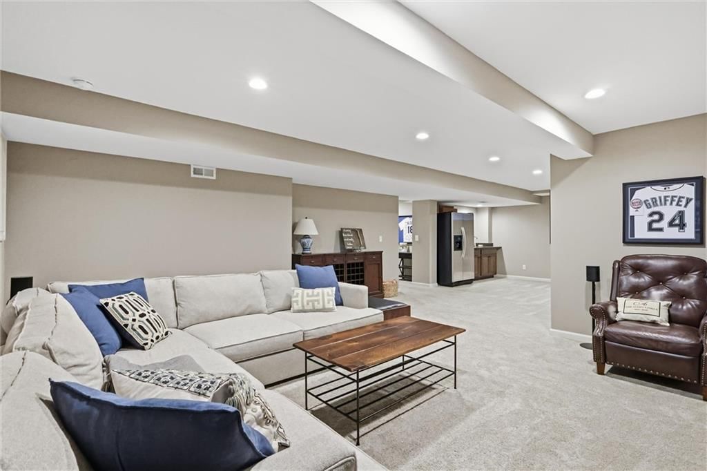 5308 W 140th Street — photo 36