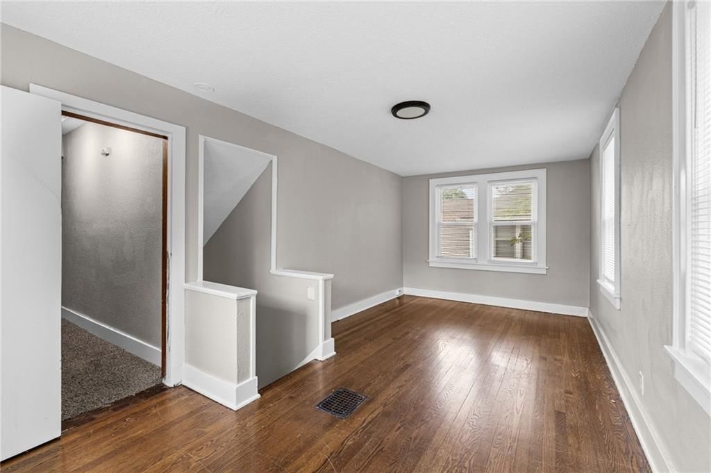 5247 Olive Street — photo 8