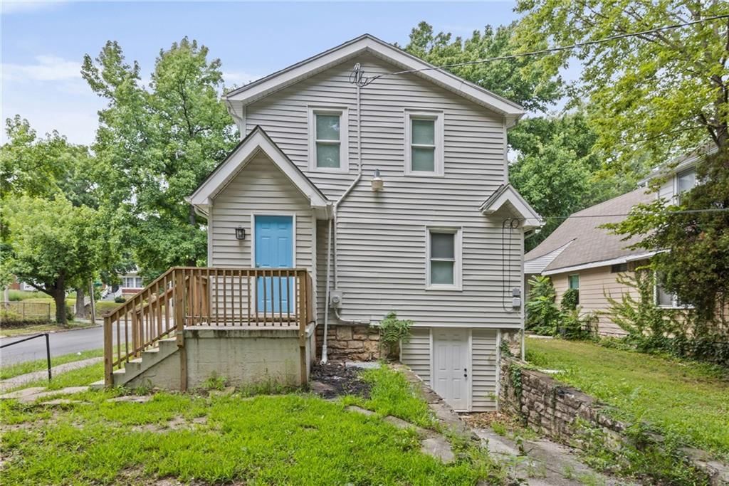 5247 Olive Street — photo 15