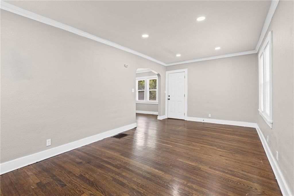 5247 Olive Street — photo 18