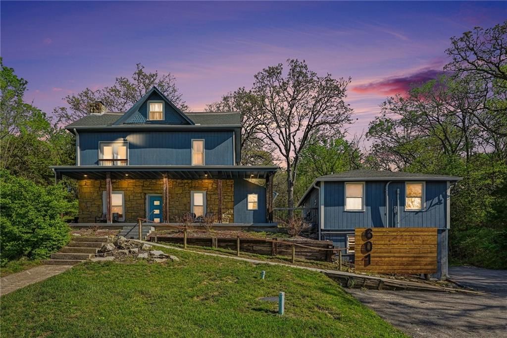 601 Kaw Drive — photo 1