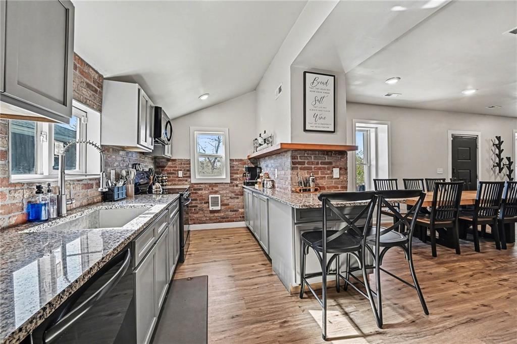 601 Kaw Drive — photo 10
