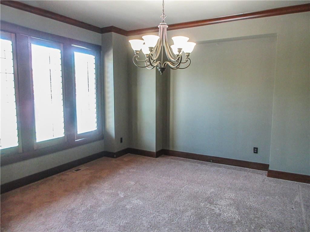 20924 W 68th Street — photo 5
