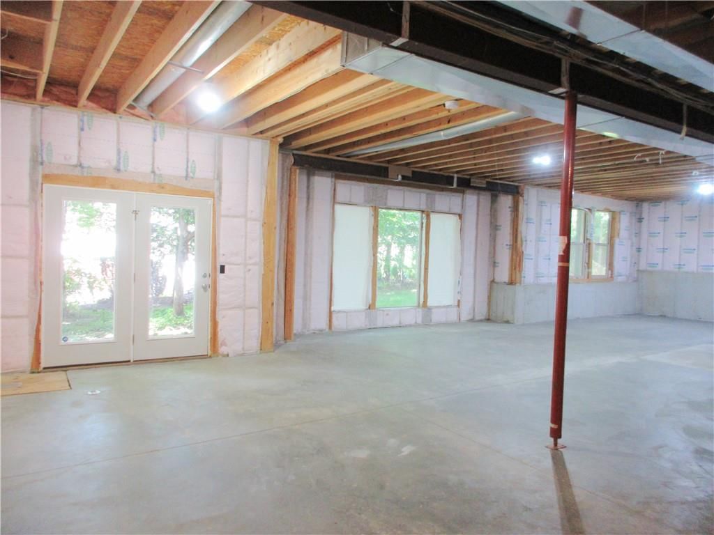 20924 W 68th Street — photo 30