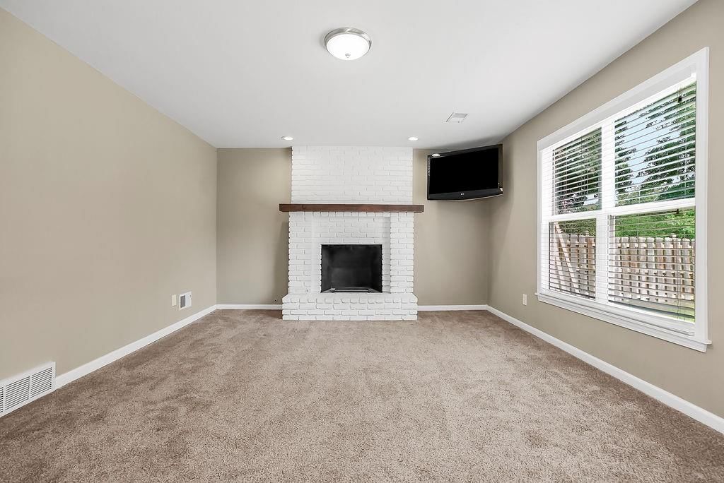 1333 E 153rd Street — photo 21